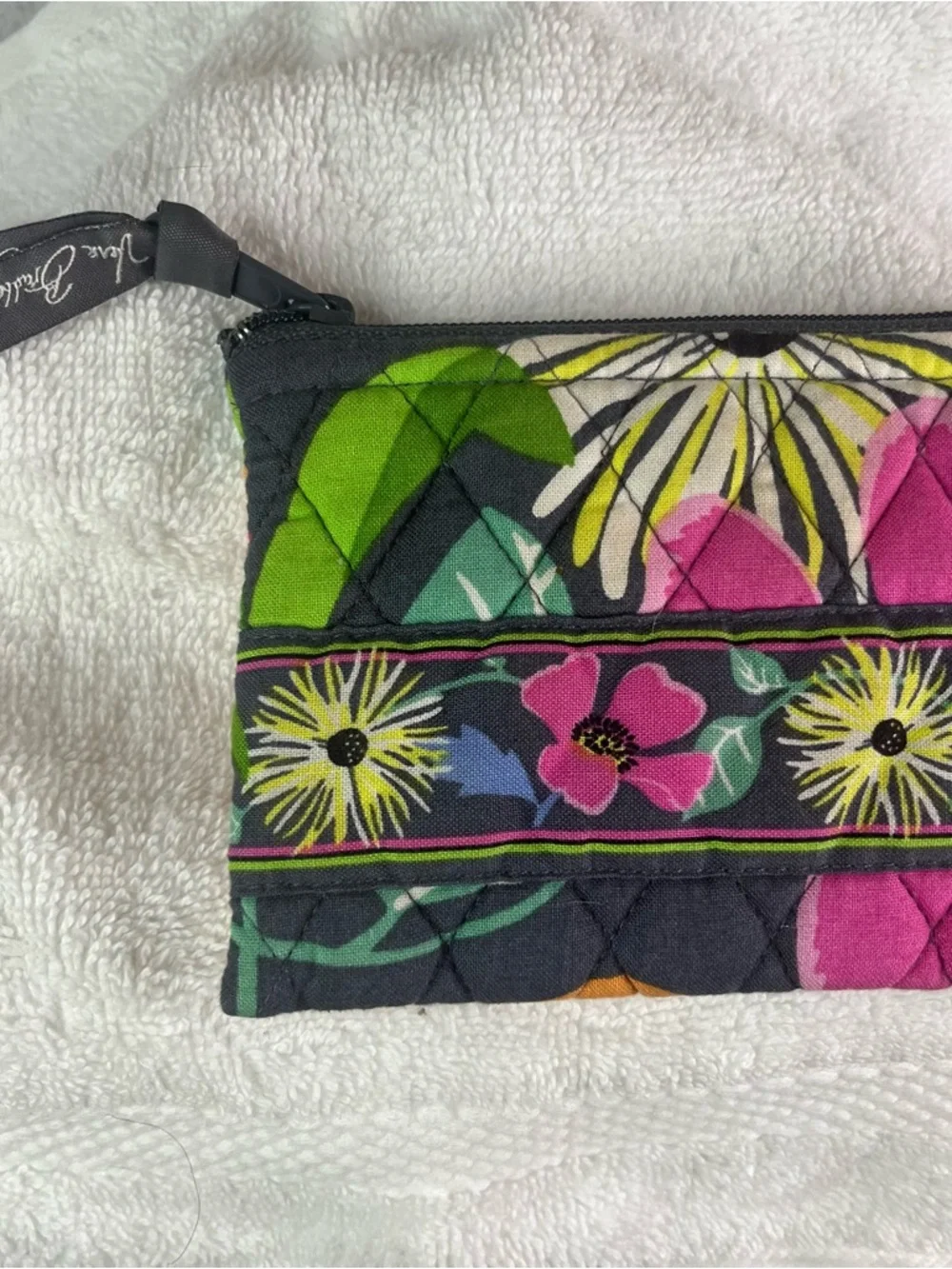 Vera Bradley Coin Case Pouch‎ NWOT in Retired Pattern Jazzy Blooms Zipper